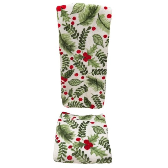 Deborah Connolly Designs Christmas Holly Leaves & Berries Bath Hand Towels 2pcs - Picture 1 of 10
